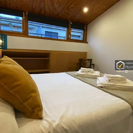 Homyat Prior Isidros, Plaza Mayor * Salamanca