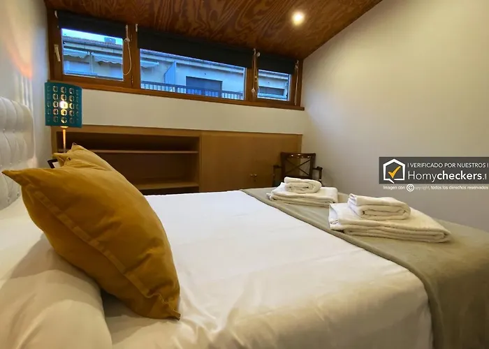 Homyat Prior Isidros, Plaza Mayor * Salamanka